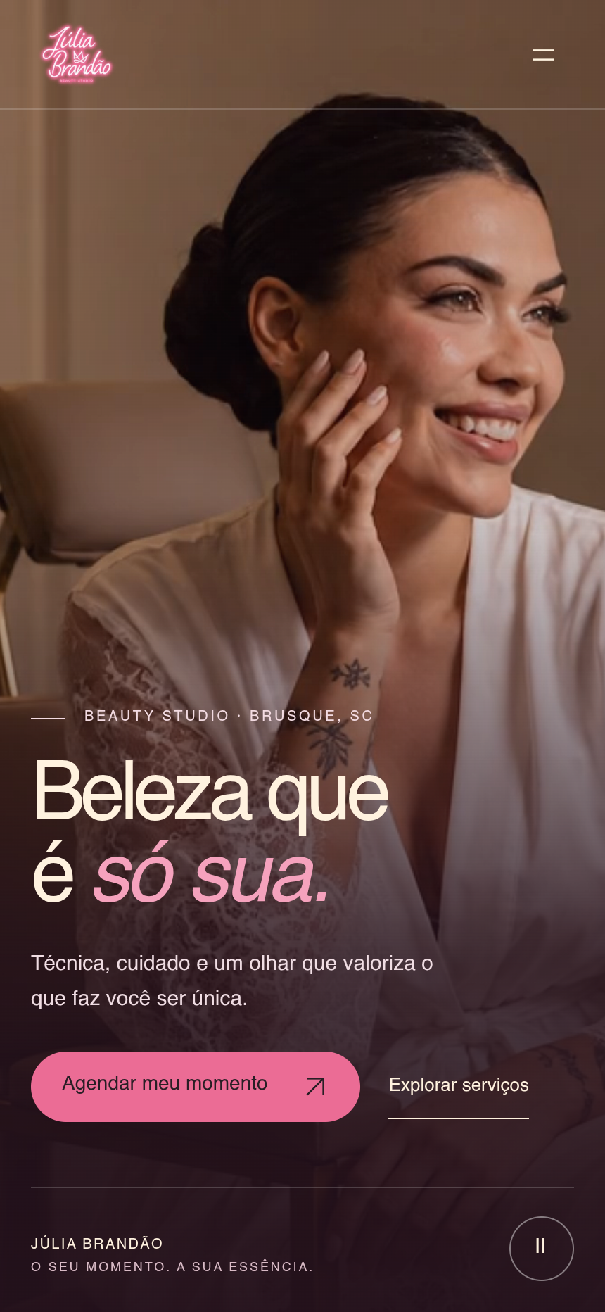 Studio Júlia Brandão em celular
